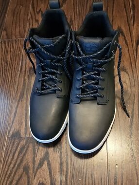 New Timberland Men's Black  Lace-Up Boots with White Outsole In 9.5 Wide